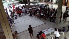 Momentos da assembleia unificada em prol da educação