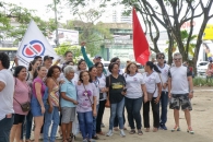 Coordenadores do Sintufal e filiados minutos antes da caminhada até o Centro de Maceió