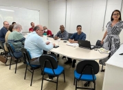 Reunião com a equipe administrativa da Ufal para tratar sobre o plano de saúde  | Foto: Ascom/Adufal