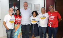 Encontro dos membros do Comando de Greve dos técnicos da Ufal com o deputado federal Paulão (PT/Alagoas) | Foto: Ascom/Sintufal