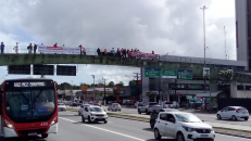 Protesto na avenida Fernandes Lima, em frente ao Cepa | Foto: Ascom/Sintufal