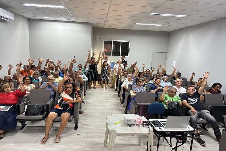 Participantes da assembleia referendaram a aprovação das prestações de contas