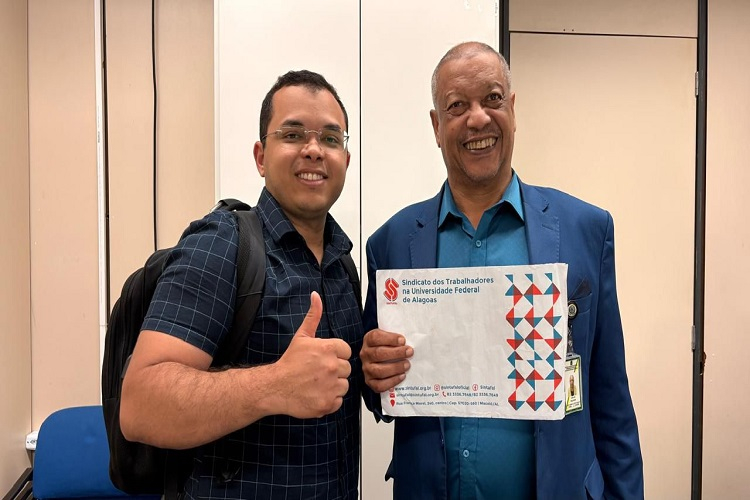 Entrega do documento na tarde desta segunda-feira, 30.03.2026