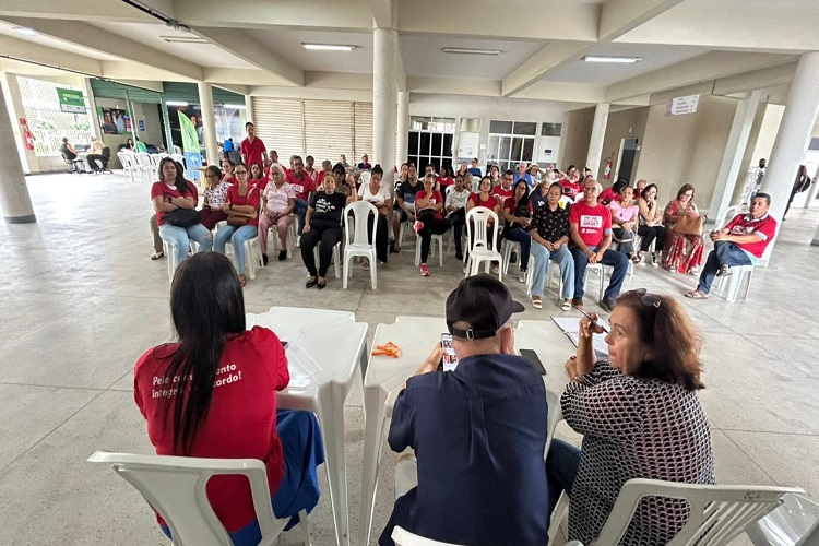 Técnicos compareceram em massa ao hall do CIC 