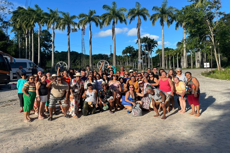 Parte do grupo que participou do passeio do Dia das Mães (antes do retorno para Maceió).